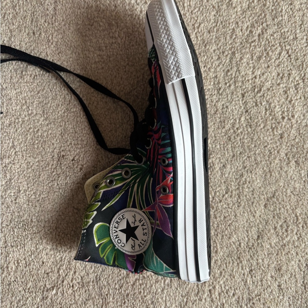 Tropical High-Top Converse Sneakers - Picture 5 of 6